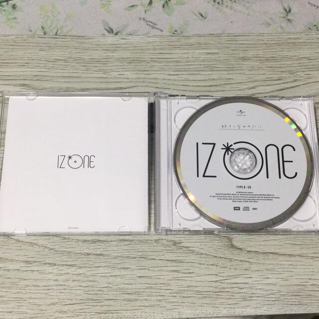 IZ*ONE 新品 CD【Twelve】アイズワン