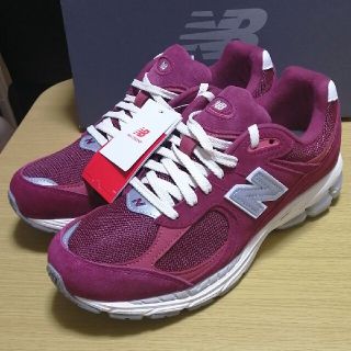 ニューバランス(New Balance)の【新品】ニューバランスM2002RHA US9.5 27.5㎝ WINE RED(スニーカー)