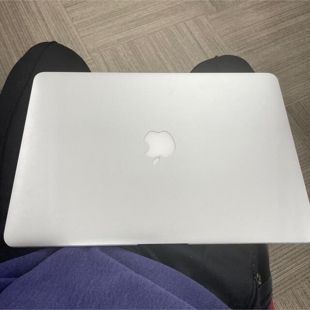 Mac (Apple)(マック)の美品　Apple macbook Air 13インチ スマホ/家電/カメラのPC/タブレット(ノートPC)の商品写真