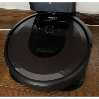 アイロボット(iRobot)のiRobot ルンバ i7+  755060(掃除機)