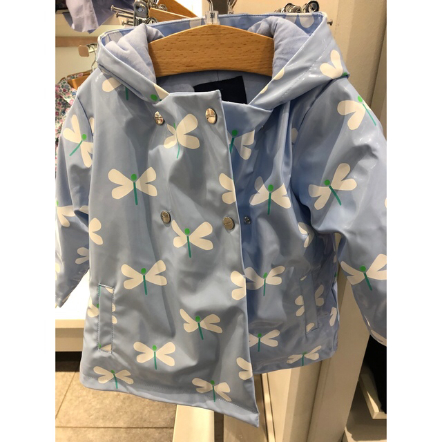 Jacadi(ジャカディ)のご専用☆jacadi 2022新作 トンボ柄　レインコート キッズ/ベビー/マタニティのキッズ服女の子用(90cm~)(ワンピース)の商品写真