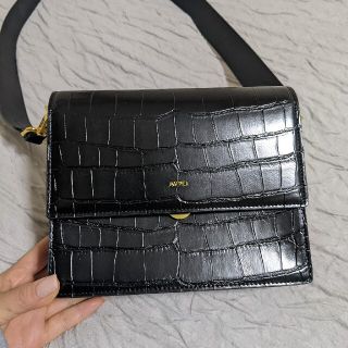 ザラ(ZARA)のJW PEI Mini Flap ミニショルダーバッグ-ブラッククロコ型押し(ショルダーバッグ)