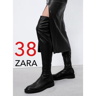ザラ(ZARA)のZARA フラットサイハイブーツ　38 新品(ブーツ)