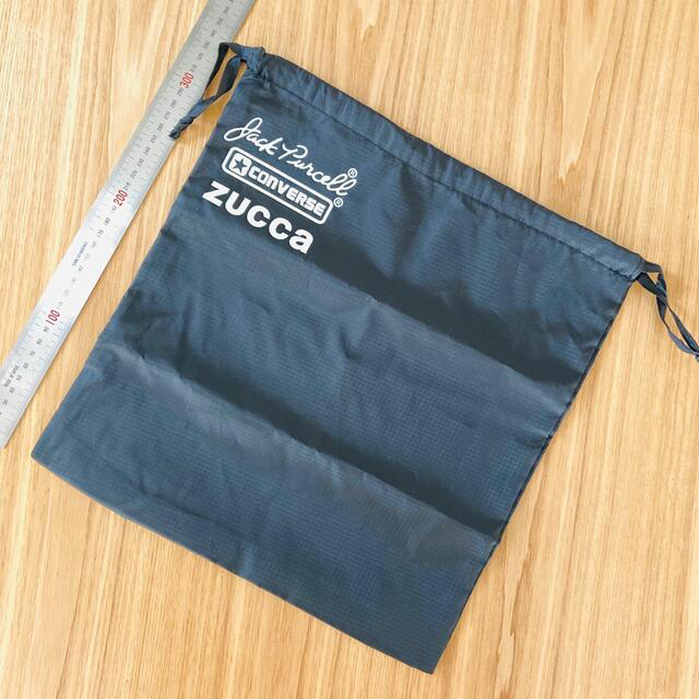 ZUCCa(ズッカ)のzucca バッグ 巾着 新品未使用 converse コラボ ショッパー レディースのバッグ(ショップ袋)の商品写真