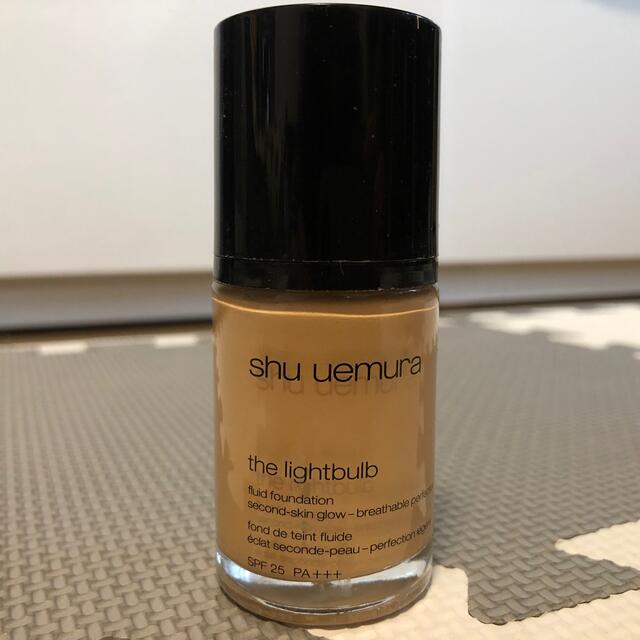 shu uemura(シュウウエムラ)のシュウ ウエムラ ザ・ライトバルブ フルイド 564 30ml コスメ/美容のベースメイク/化粧品(ファンデーション)の商品写真