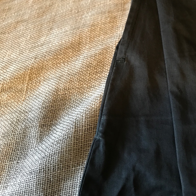 MUJI (無印良品)(ムジルシリョウヒン)の無印　黒スカート レディースのスカート(ひざ丈スカート)の商品写真