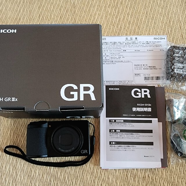 ■ほぼ新品■ RICOH リコー GR3 コンパクトデジタルカメラ