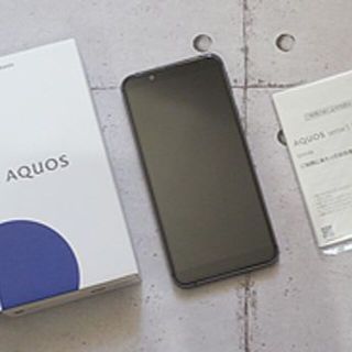 AQUOS sense3 basic SHV48[16GB] au ブラック(スマートフォン本体)