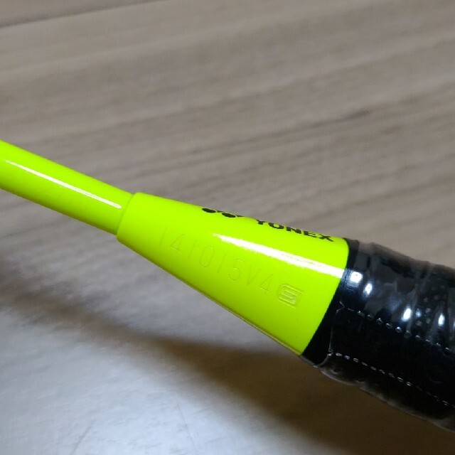 YONEX アストロクス77 4UG5 シャインイエロー ガット張り込み YONEX アストロクス77 4UG5 シャインイエロー ガット張り込み
