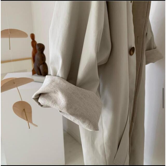 新品未使用　argue Burberry coat ECRU レディースのジャケット/アウター(ロングコート)の商品写真