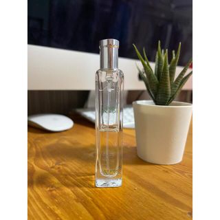 エルメス(Hermes)の香水　エルメス 屋根の上の庭 15ml オードトワレナチュラルスプレー(ユニセックス)