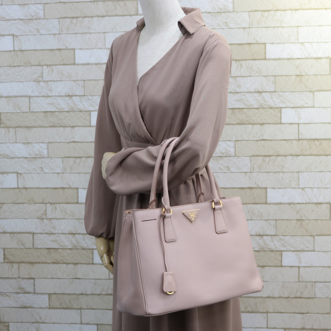 プラダ PRADA ショルダーバッグ ハンドバッグ レザー 1