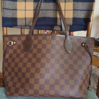 ルイヴィトン(LOUIS VUITTON)のVUITTONバック(ショルダーバッグ)