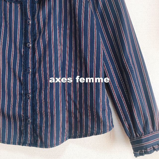 axes femme(アクシーズファム)の【axes femme】アクシーズファム レース切替 ビジュー リボン シャツ レディースのトップス(シャツ/ブラウス(長袖/七分))の商品写真