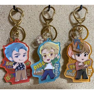 ボウダンショウネンダン(防弾少年団(BTS))のTinyTAN アクリルキーホルダー  JIMIN.JIN.RM. 3個セット(アイドルグッズ)