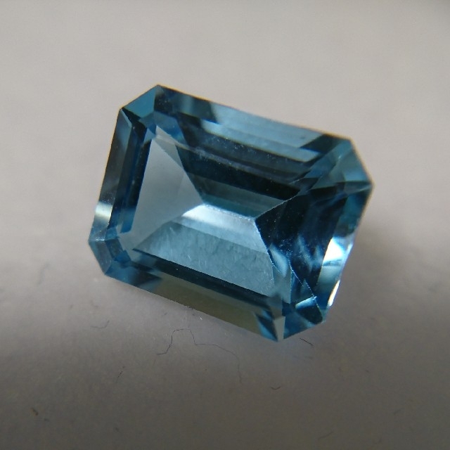 ブルー トパーズ ルース 3.61ct 10×8mm ハンドメイドの素材/材料(各種パーツ)の商品写真