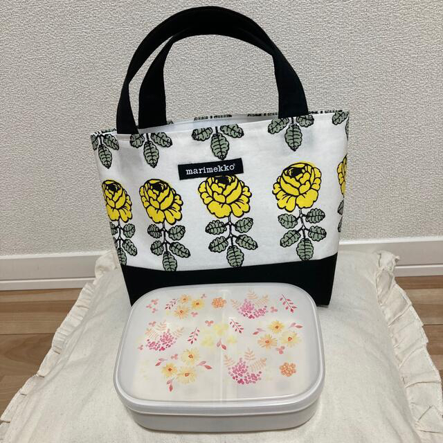 marimekko(マリメッコ)のマリメッコ marimekko ハンドメイド　トートバッグ　お弁当 ハンドメイドのファッション小物(バッグ)の商品写真