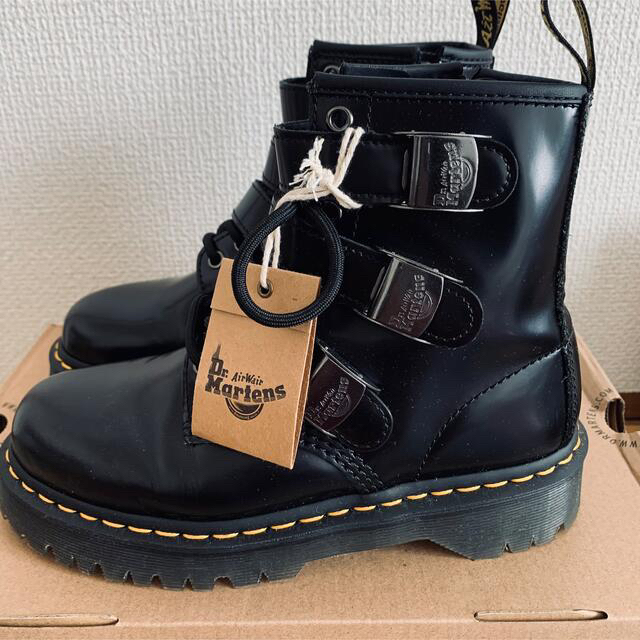 Dr.Martens(ドクターマーチン)のドクターマーチン　8ホール　ブーツ　fenimore 23.5cm レディースの靴/シューズ(ブーツ)の商品写真