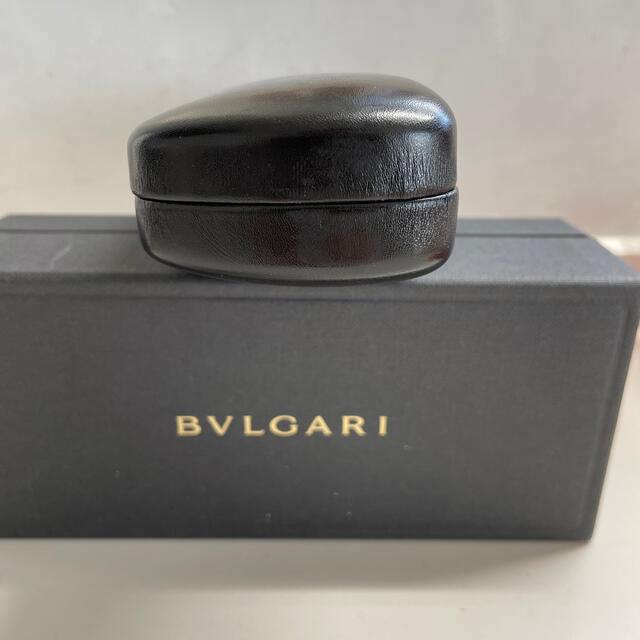 BVLGARI(ブルガリ)のBVLGARIメガネケース&メガネ拭き付き レディースのファッション小物(サングラス/メガネ)の商品写真