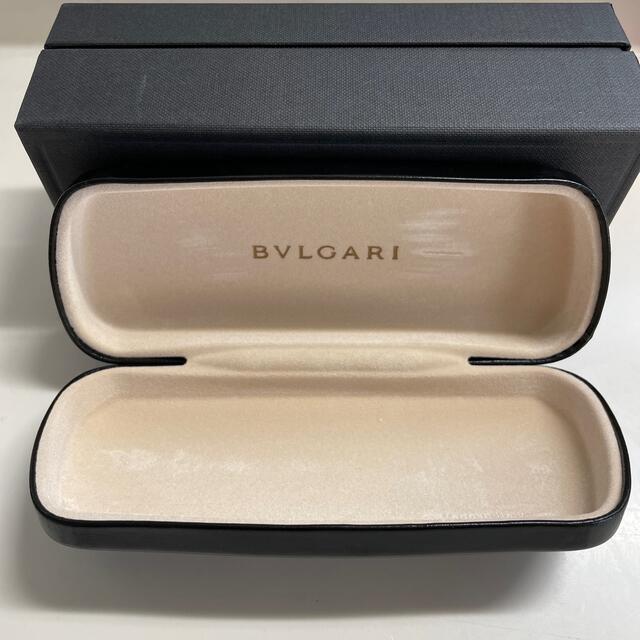 BVLGARI(ブルガリ)のBVLGARIメガネケース&メガネ拭き付き レディースのファッション小物(サングラス/メガネ)の商品写真