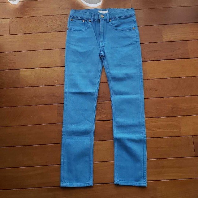 BURBERRY - ＜新品＞BURBERRY　バーバリー　ブルージーンズ　10Ｙ140cm
