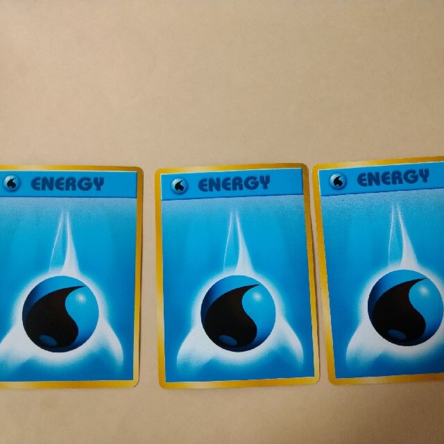 ポケモン(ポケモン)のポケモンカード　旧裏　　エネルギーまとめ16枚 エンタメ/ホビーのアニメグッズ(カード)の商品写真