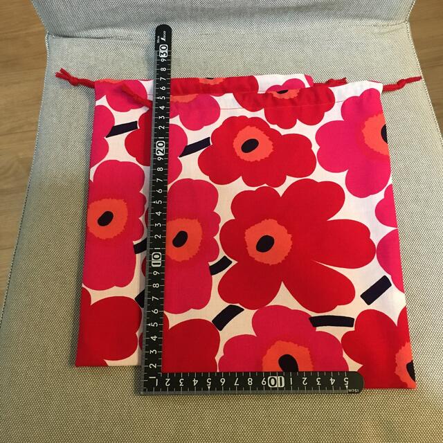 marimekko(マリメッコ)のマリメッコ  給食袋　ハンドメイド  キッズ/ベビー/マタニティのこども用バッグ(ランチボックス巾着)の商品写真