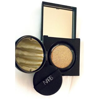 ナーズ(NARS)のケース付き美品※NARSナチュラルクッションファンデSEOUL(ファンデーション)