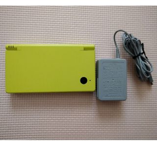 ニンテンドーDS(ニンテンドーDS)のニンテンドーDSi(携帯用ゲーム機本体)