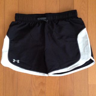 アンダーアーマー(UNDER ARMOUR)の最終お値下げ❗️under armourショートパンツ(陸上競技)