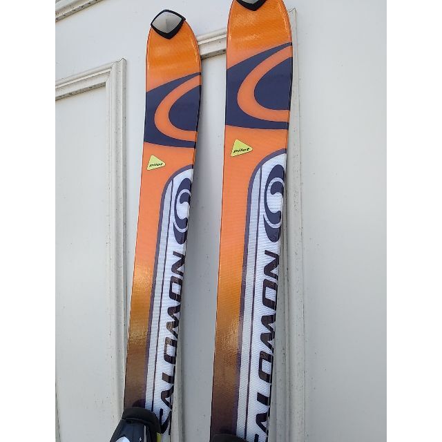 SALOMON(サロモン)のsalomonスキー板　150cm スポーツ/アウトドアのスキー(板)の商品写真