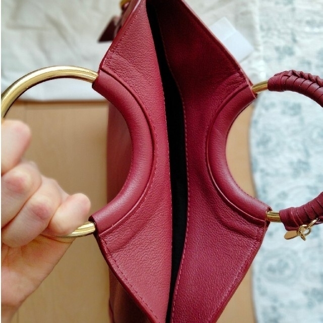 最終値下げ!【新品同様/80%オフ】See By Chloe ハンドバッグ 最終値下げ!【新品同様/80%オフ】See By Chloe ハンドバッグ
