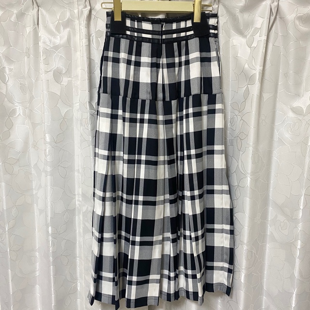 Pleated Checkered Twill Long Skirt