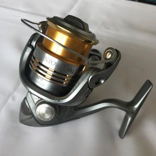 シマノ　09ツインパワー　mg 2500Ｓ(リール)