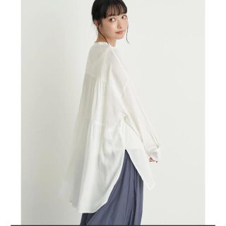 アースミュージックアンドエコロジー(earth music & ecology)の【新品】earth music&ecology  チュニック　白(チュニック)