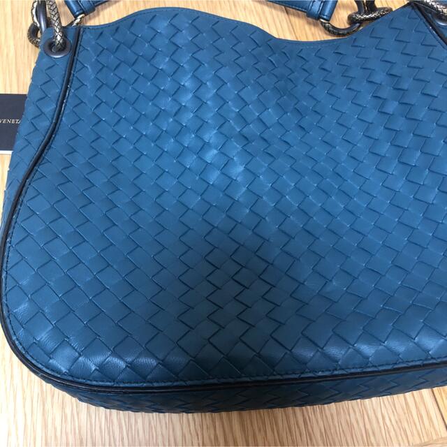 Bottega Veneta(ボッテガヴェネタ)の⭐︎4/2までの出品⭐︎ボッテガヴェネタ　イントレチャート　ブリオ　ハンドバッグ レディースのバッグ(ハンドバッグ)の商品写真