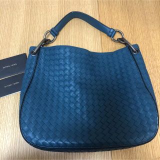 ボッテガヴェネタ(Bottega Veneta)の⭐︎4/2までの出品⭐︎ボッテガヴェネタ　イントレチャート　ブリオ　ハンドバッグ(ハンドバッグ)