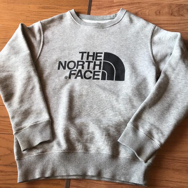 THE NORTH FACE(ザノースフェイス)の訳あり　ノースフェイス　トレーナー　140㎝ キッズ/ベビー/マタニティのキッズ服男の子用(90cm~)(Tシャツ/カットソー)の商品写真