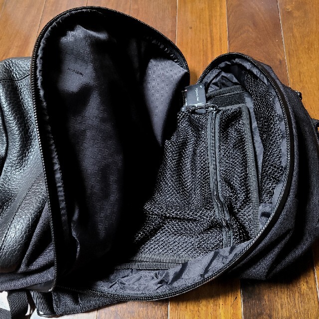 TERG デイパック ブラック Helinox リュック ターグ ヘリノックス メンズのバッグ(バッグパック/リュック)の商品写真
