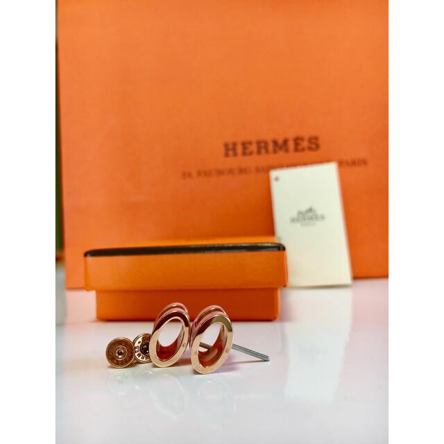 Hermes(エルメス)のDayshiy様専用【 HERMES 】ポップアップアッシュピアス　ピンク レディースのアクセサリー(ピアス)の商品写真