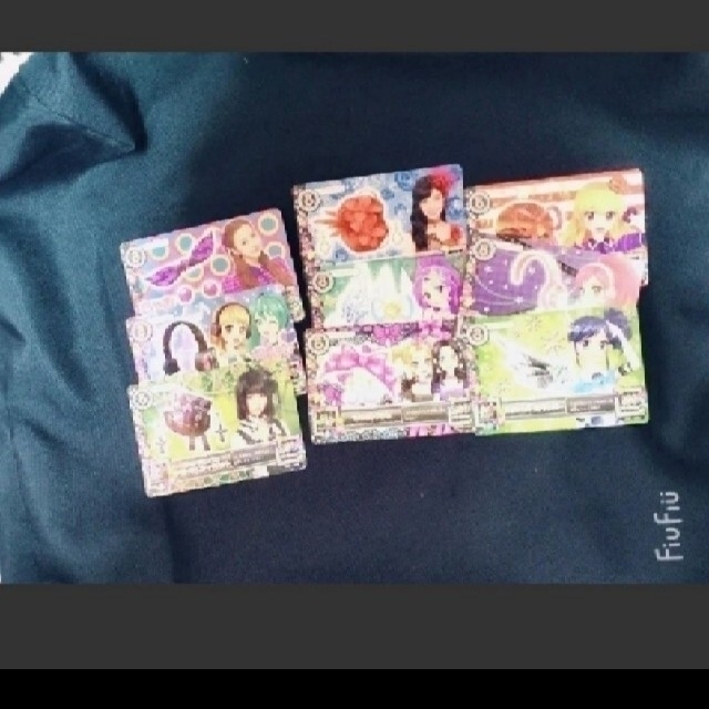 アイカツ!(アイカツ)のアイカツカード まとめ売り 最終価格 エンタメ/ホビーのアニメグッズ(カード)の商品写真
