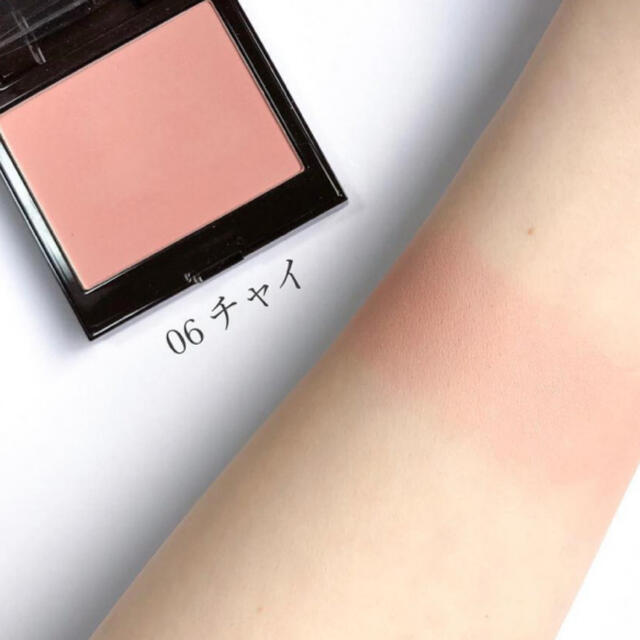 laura mercier(ローラメルシエ)のローラメルシェ　チャイ　チーク コスメ/美容のベースメイク/化粧品(チーク)の商品写真