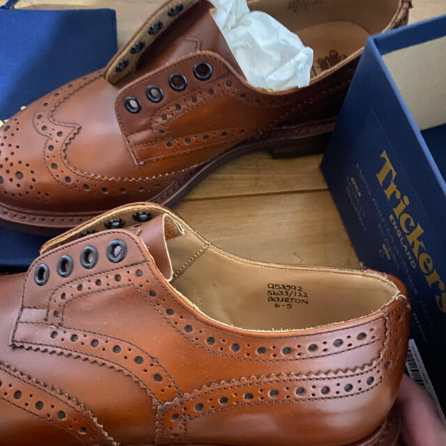 Trickers(トリッカーズ)のトリッカーズ　バートン　マロンアンティーク メンズの靴/シューズ(ドレス/ビジネス)の商品写真