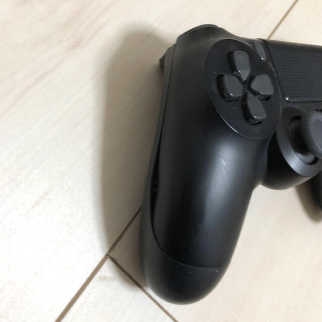 PlayStation4(プレイステーション4)の【ゆう様専用】プレイステーション4 CUH-2100A B01 500GB エンタメ/ホビーのゲームソフト/ゲーム機本体(家庭用ゲーム機本体)の商品写真