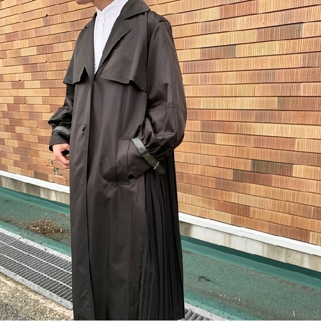 春新作の AMERI ヴィンテージ バルーンスリーブプリーツトレンチコート