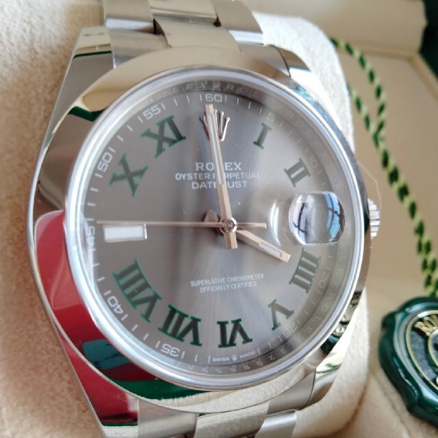 ROLEX(ロレックス)のロレックス41mmデイトジャスト全ステンレスケース&ブレス&スレートローマ文字盤 メンズの時計(腕時計(アナログ))の商品写真