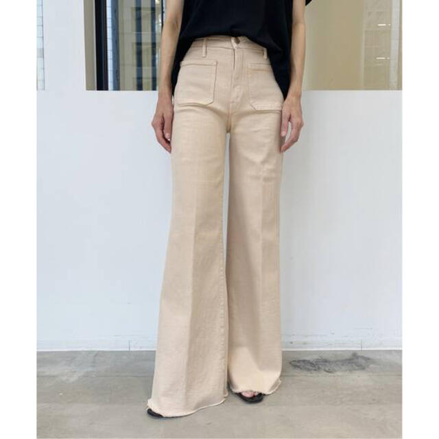 DEUXIEME CLASSE(ドゥーズィエムクラス)の MOTHER BEIGE FLARE  レディースのパンツ(デニム/ジーンズ)の商品写真