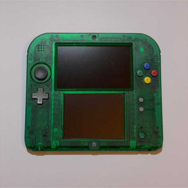 ニンテンドー2DS(ニンテンドー2DS)のNintendo 2ds 本体 グリーン  エンタメ/ホビーのゲームソフト/ゲーム機本体(携帯用ゲーム機本体)の商品写真