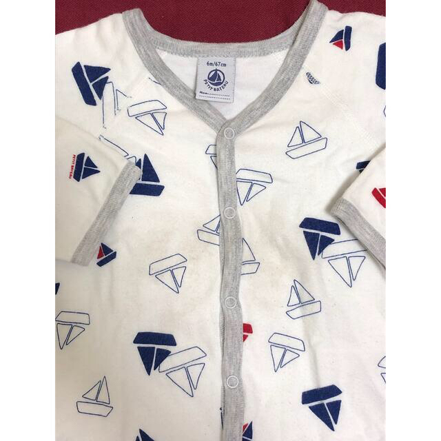 PETIT BATEAU(プチバトー)の【最終値下げ】プチバトー☆ロンパース2着セット キッズ/ベビー/マタニティのベビー服(~85cm)(ロンパース)の商品写真