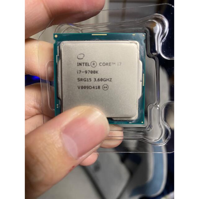 （値下げしました）INTEL core I7 9700k CPU